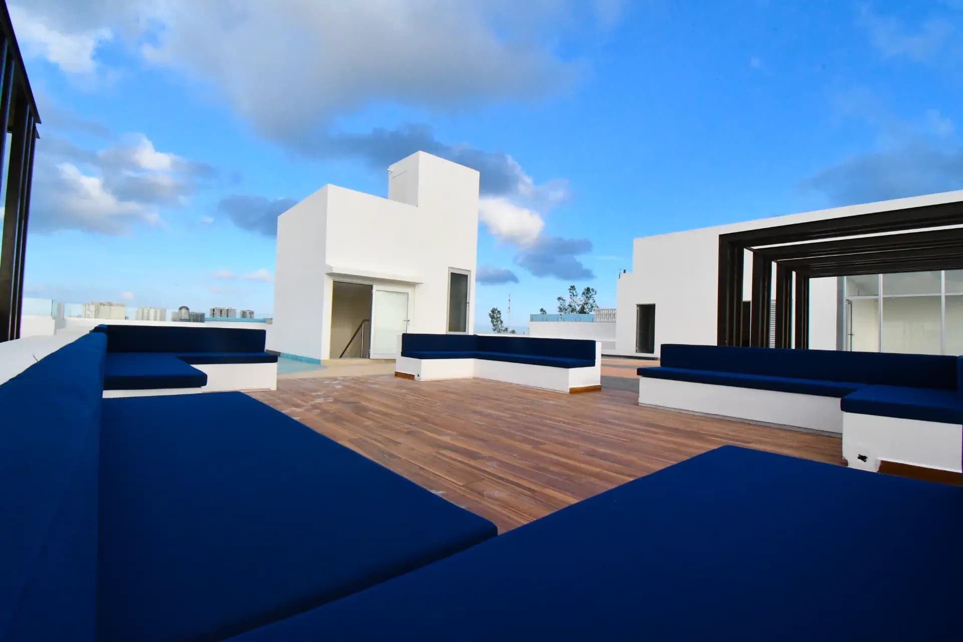 Roof 20