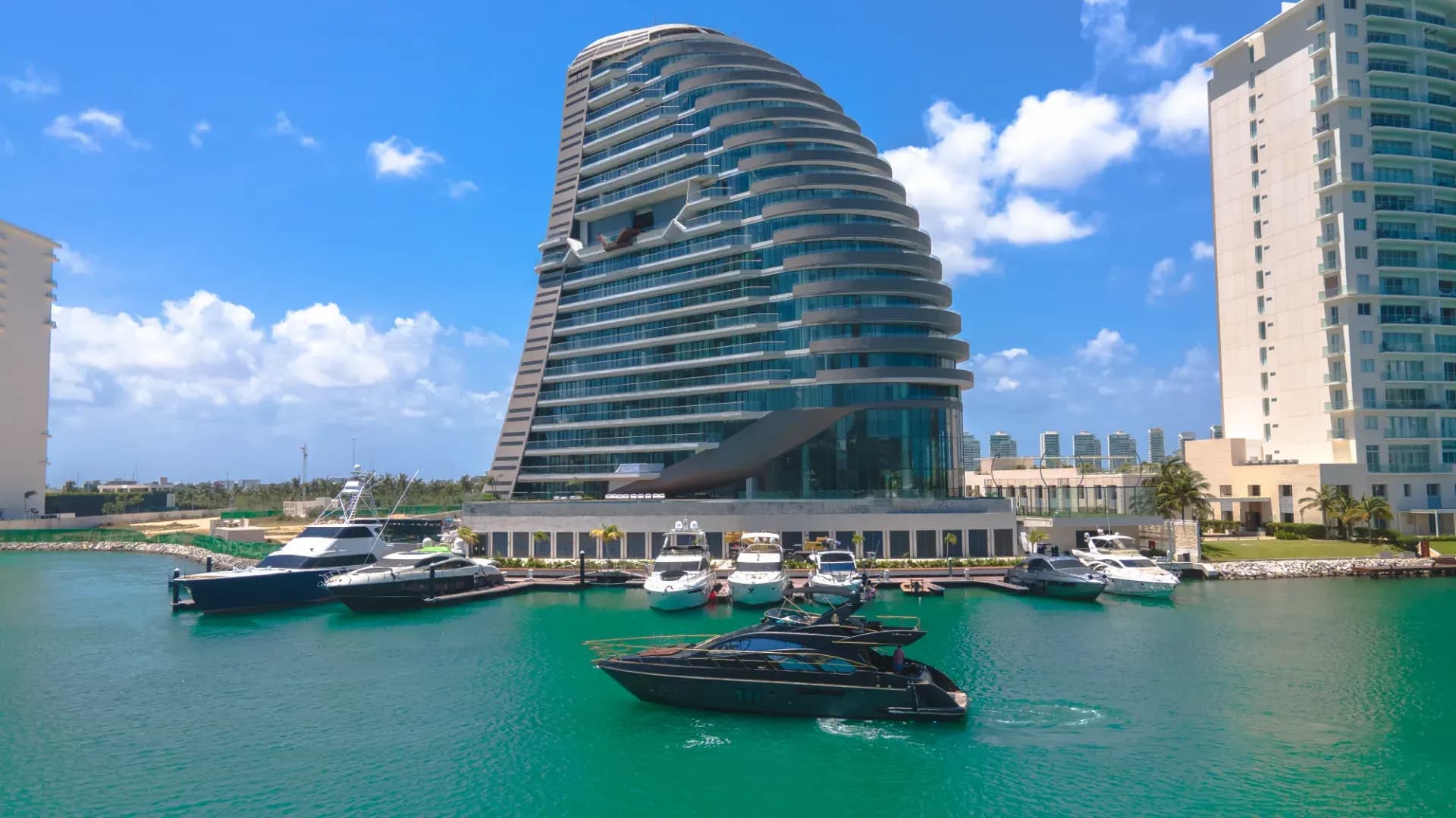 SHARK TOWERS