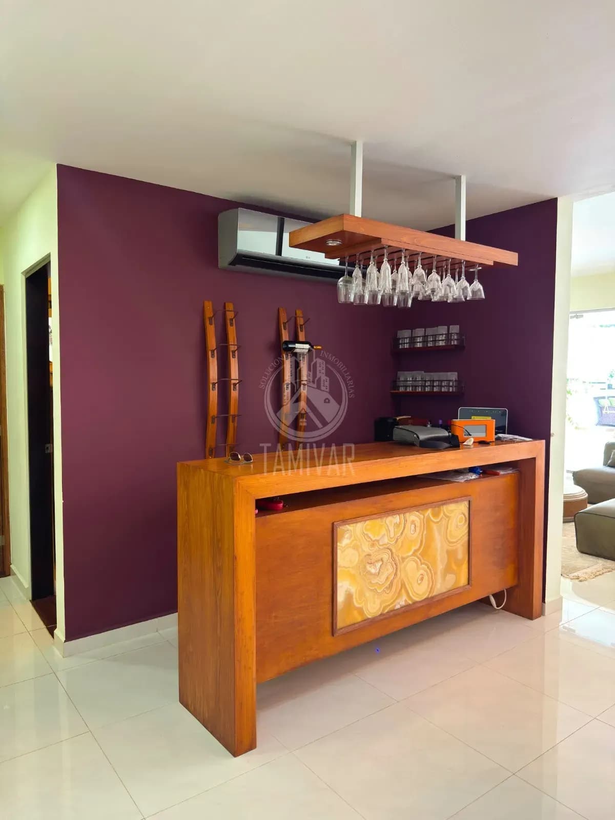 ÁREA BAR