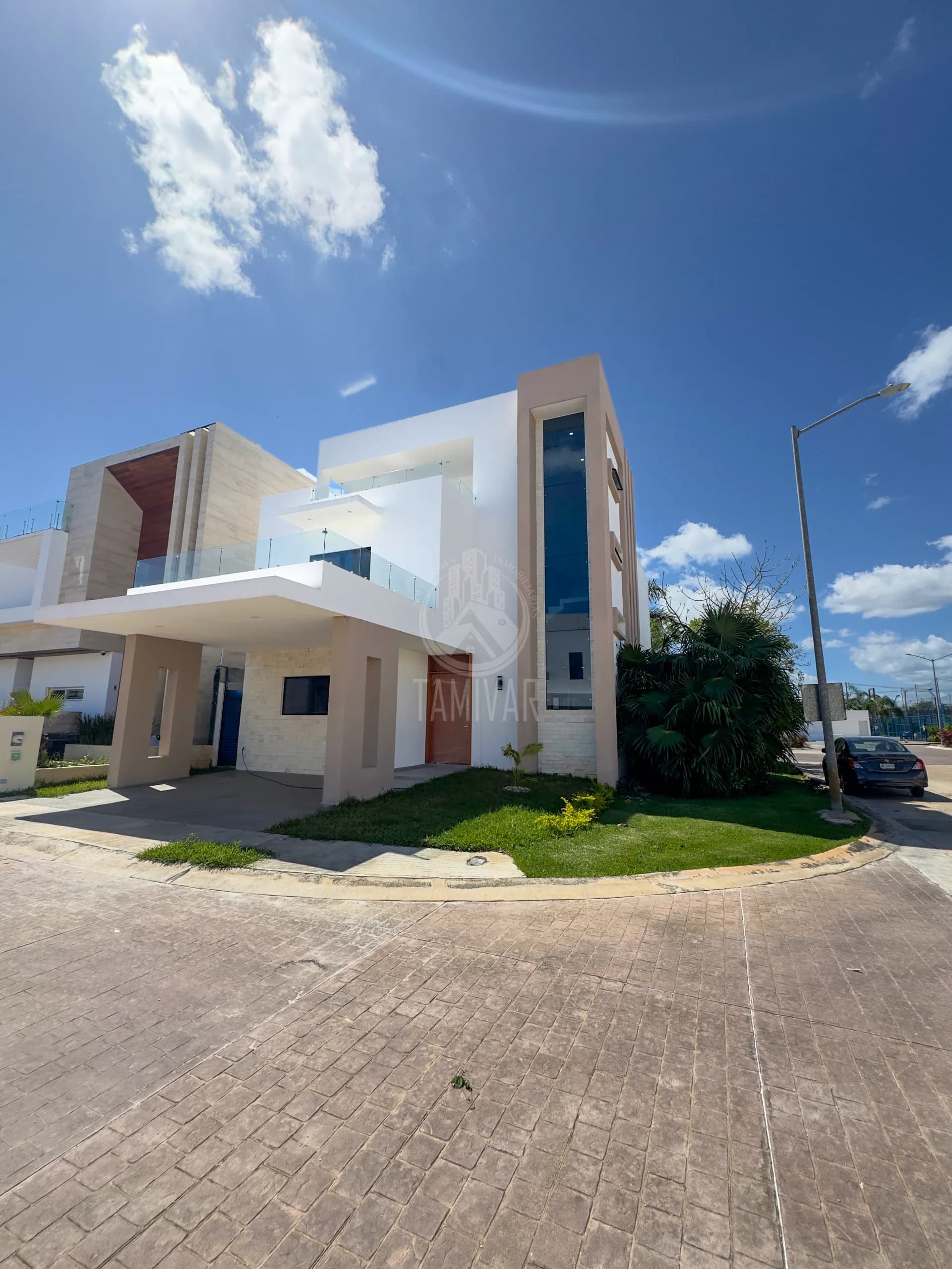 AQUA RESIDENCIAL