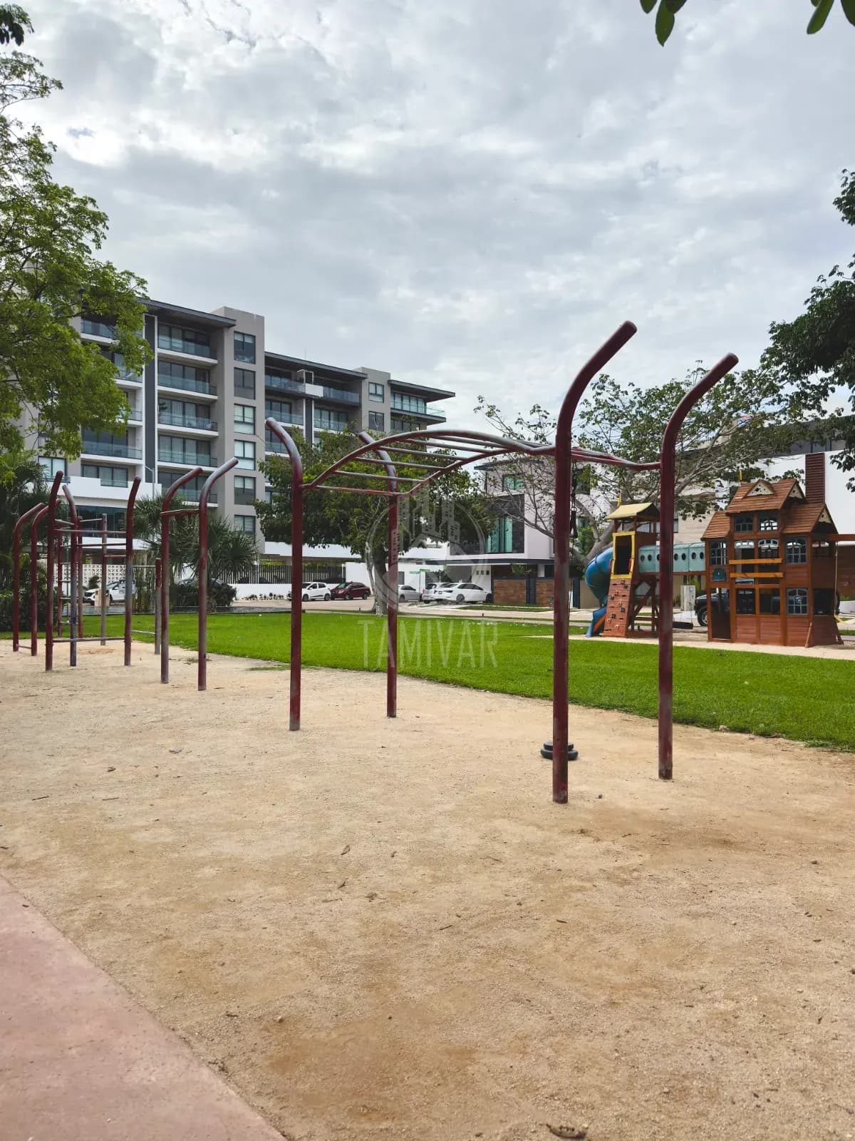 GIMNASIO AL AIRE LIBRE