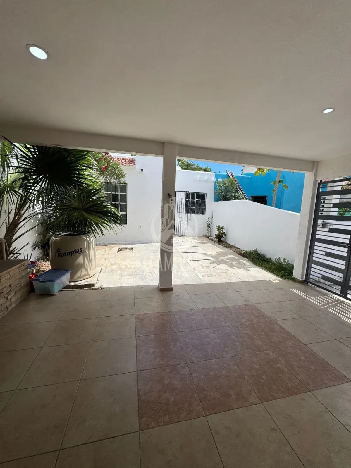 ACCESO A 2DA CASA